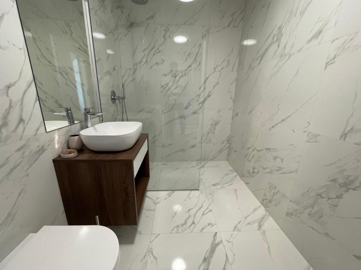 Lux Nanea Apartment Krk Town Eksteriør billede