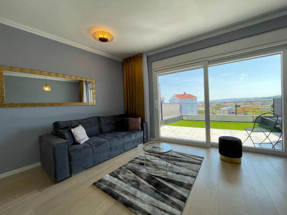Lux Nanea Apartment Krk Town Eksteriør billede