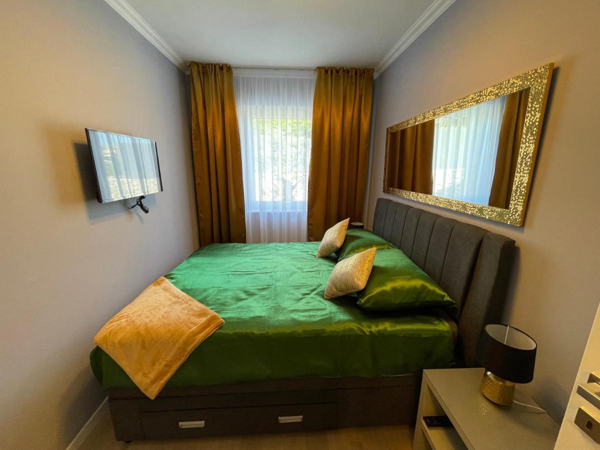 Lux Nanea Apartment Krk Town Eksteriør billede
