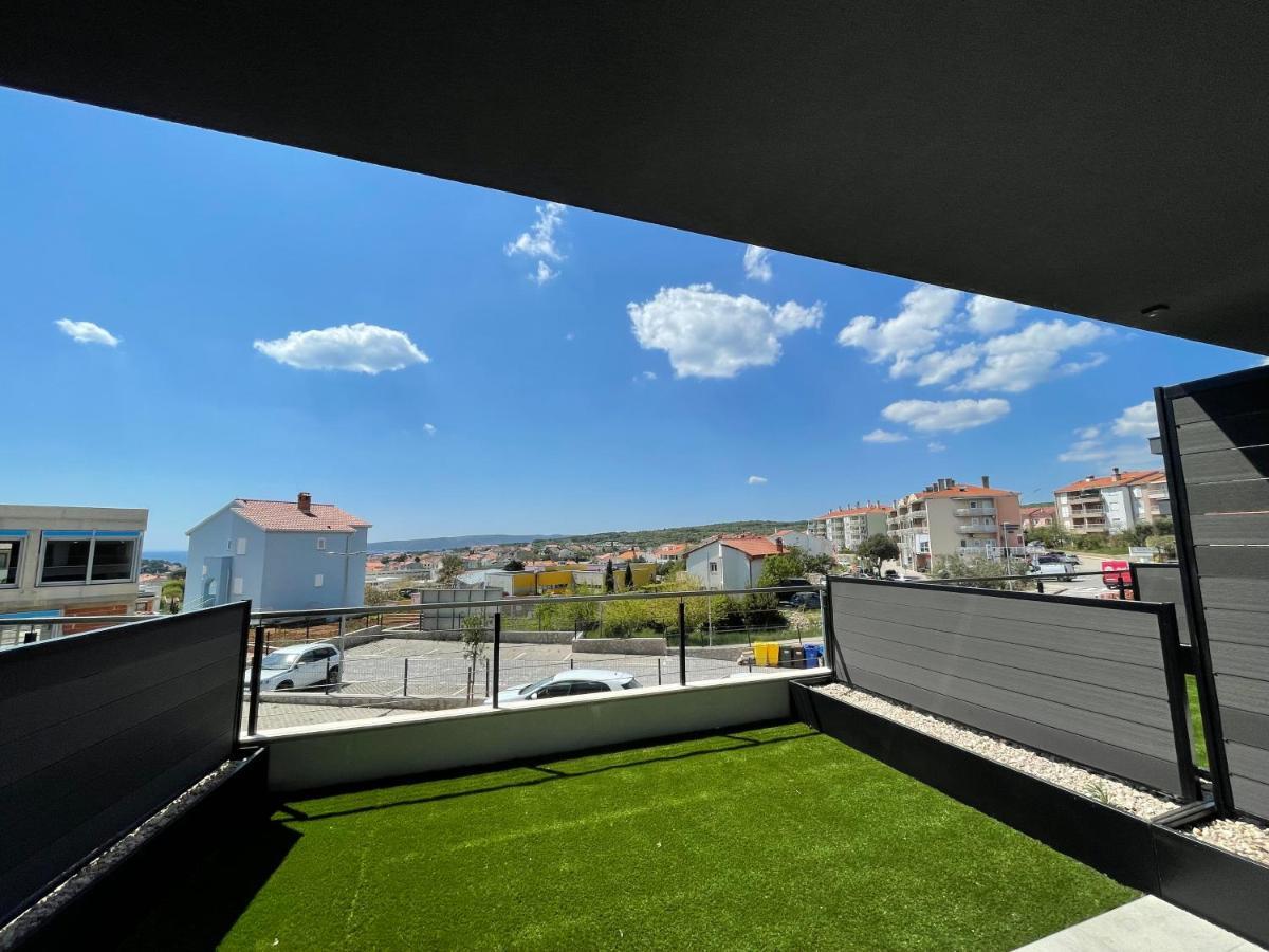 Lux Nanea Apartment Krk Town Eksteriør billede