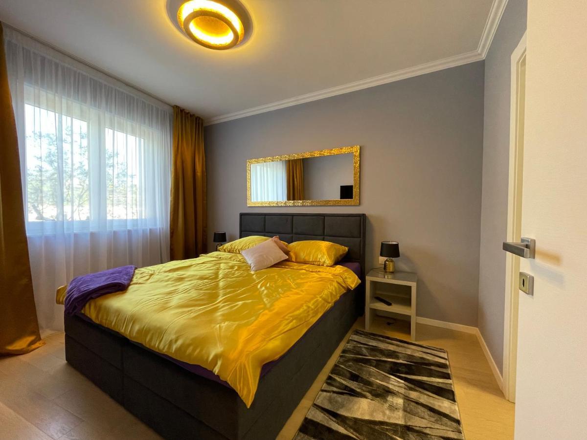 Lux Nanea Apartment Krk Town Eksteriør billede