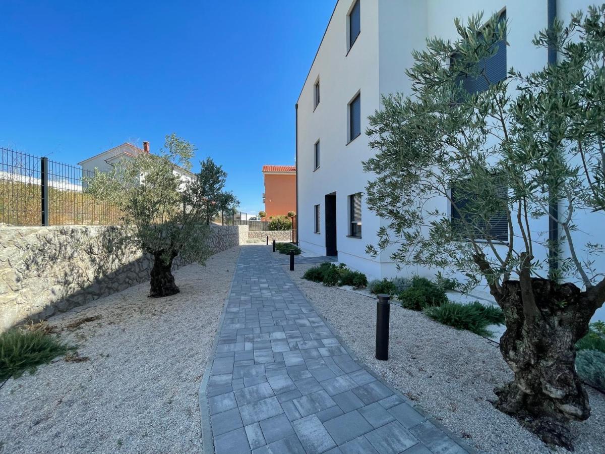 Lux Nanea Apartment Krk Town Eksteriør billede
